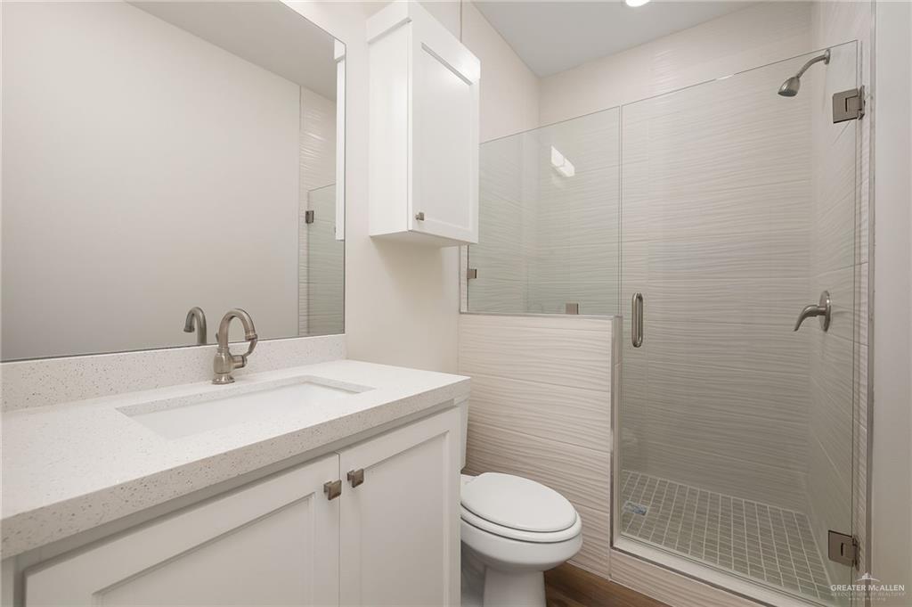 Photo 11 of 609 Onyx Avenue #4
