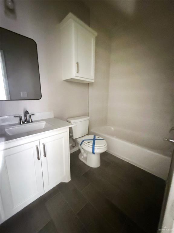 Photo 11 of 2608 Harrison Avenue #2