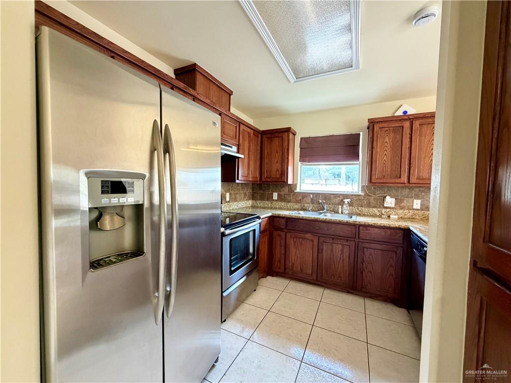 Photo 6 of 1517 Salvia Street