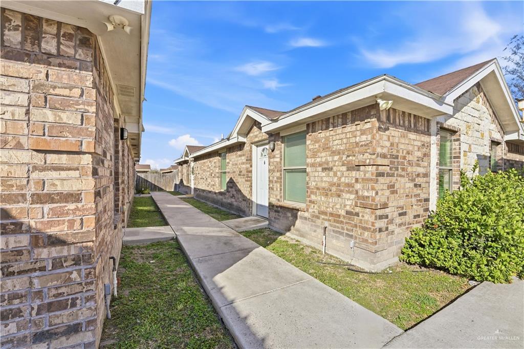 Photo 2 of 2907 Bella Flor Street