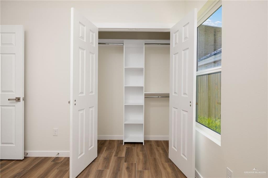 Photo 14 of 609 Onyx Avenue
