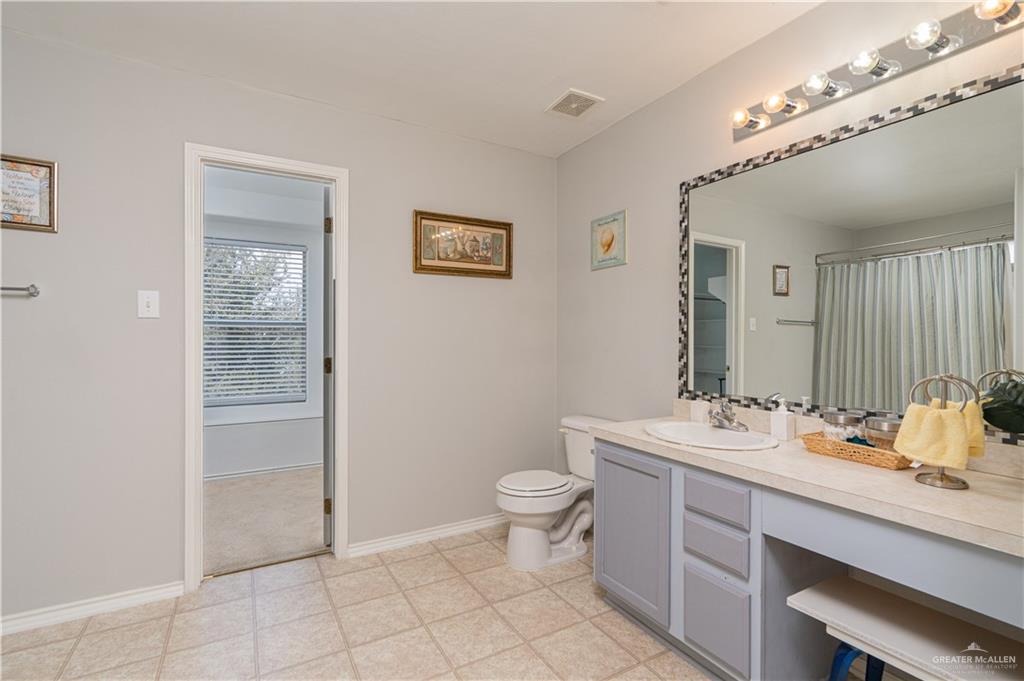 Photo 9 of 4601 Water Lily Avenue