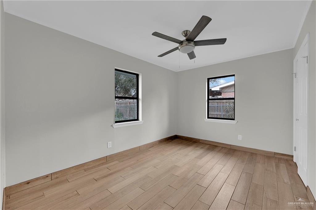 Photo 13 of 208 Pena Avenue