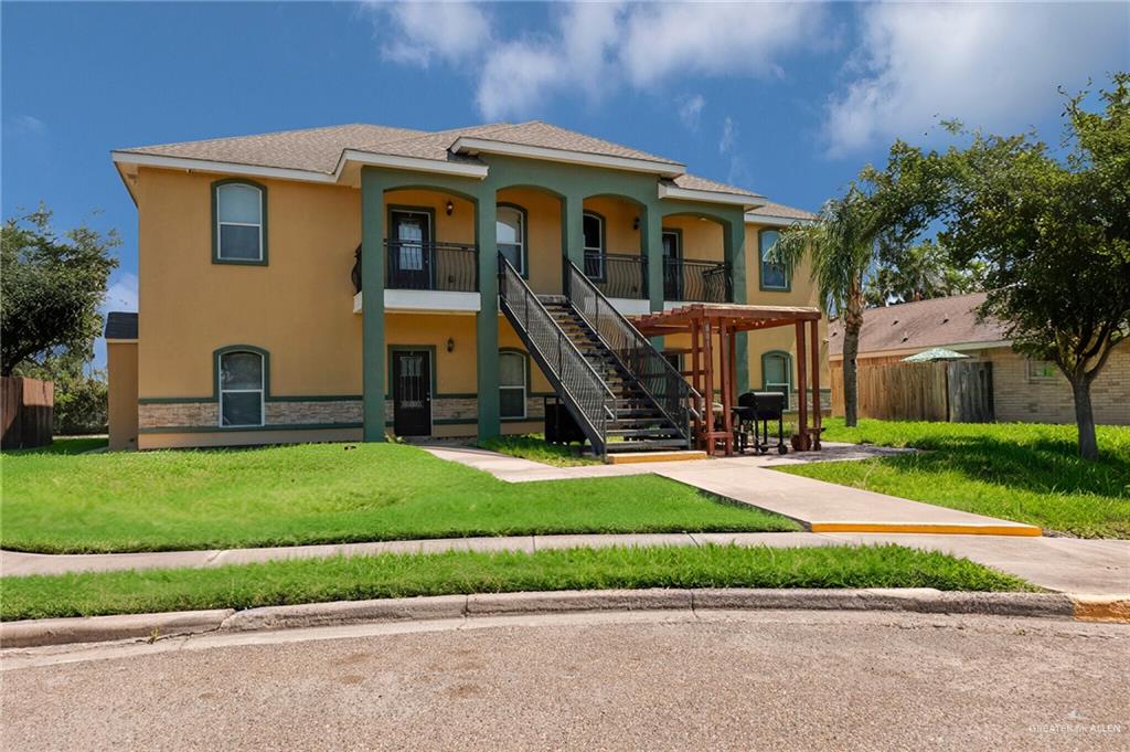 Photo 2 of 801 Daffodil Avenue #1