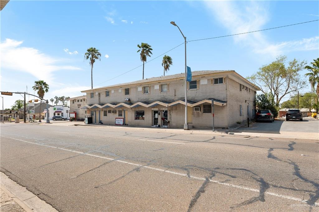 Photo 4 of 610 2nd Street