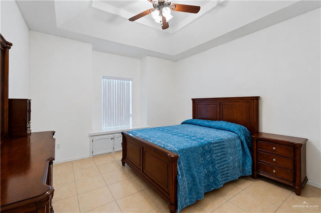Photo 18 of 2712 Bluebird Avenue