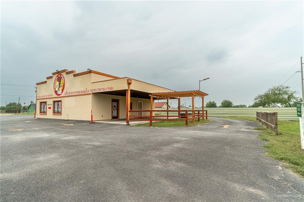 Photo 5 of 4951 Fm 493
