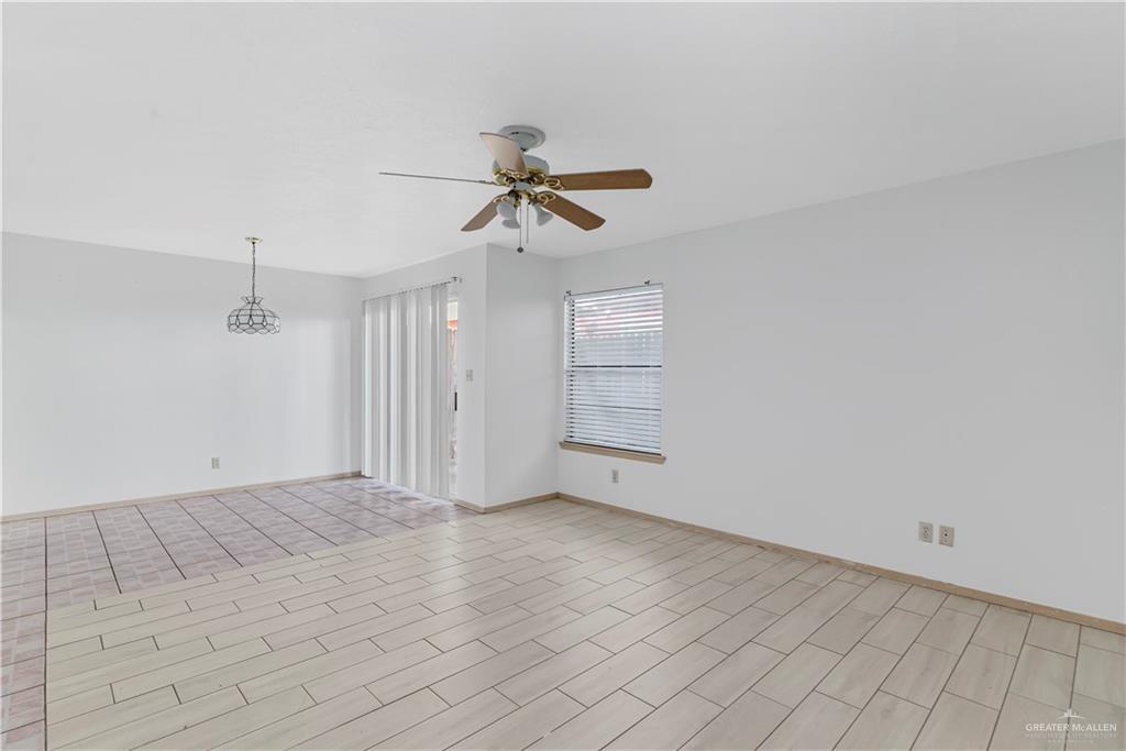 Photo 10 of 1601 Samano Street