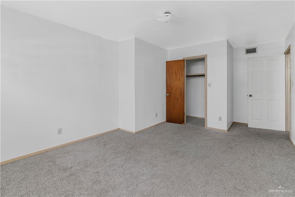 Photo 15 of 1601 Samano Street