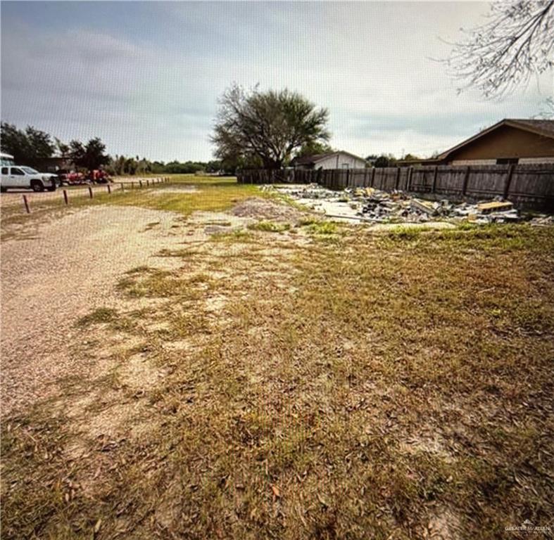 Photo 11 of 1132 Los Ebanos Road