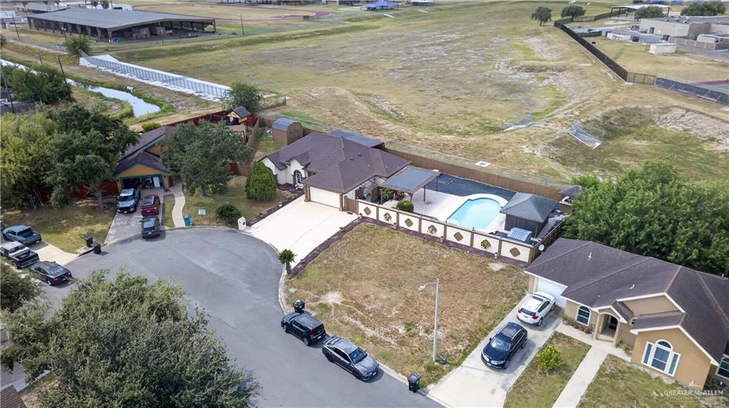 Photo 36 of 1120 Villas Del Norte
