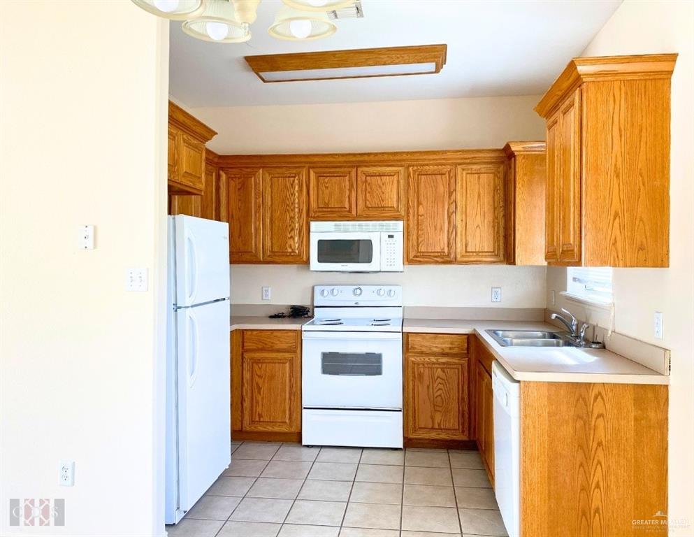 Photo 4 of 1014 Cedarwood Drive