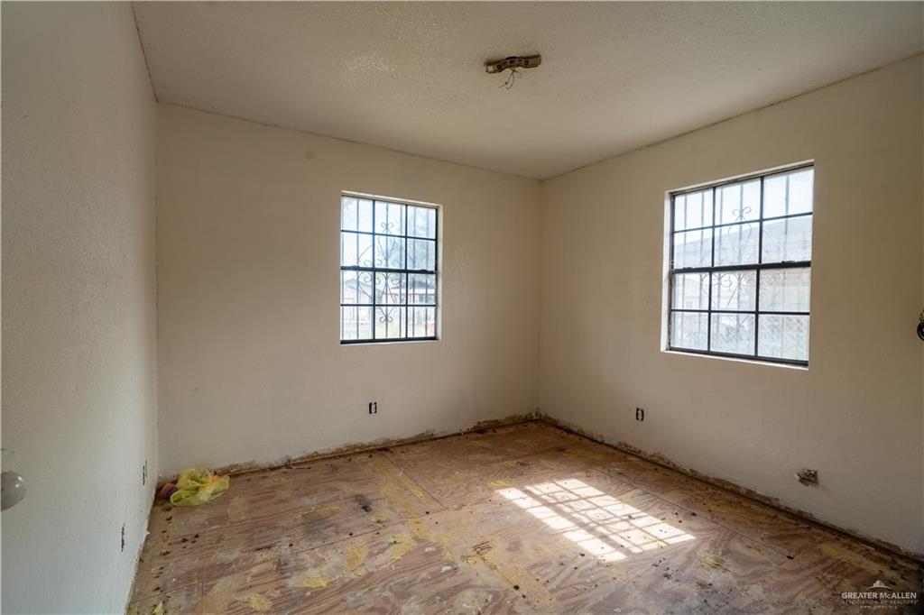 Photo 7 of 2656 Cottage Drive