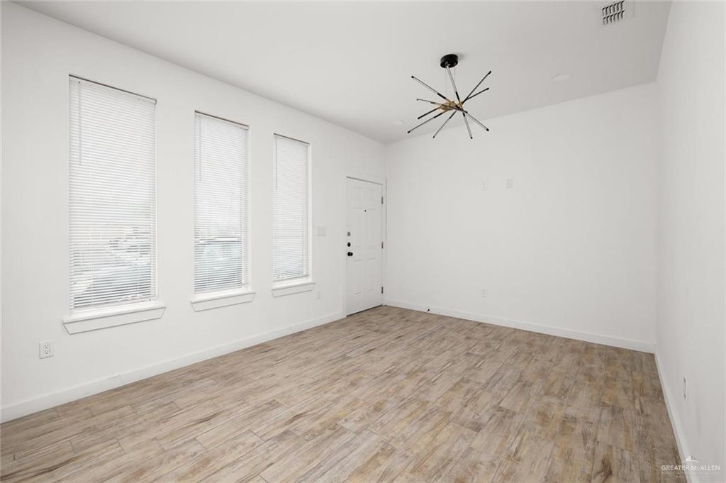 Photo 5 of 1429 Harrison Avenue #3