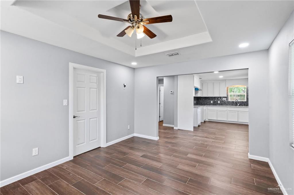 Photo 4 of 421 29th Avenue