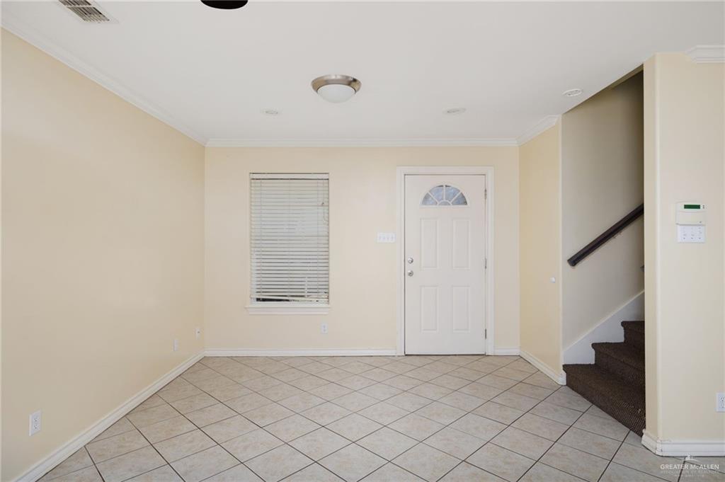 Photo 2 of 2601 Nassau Street