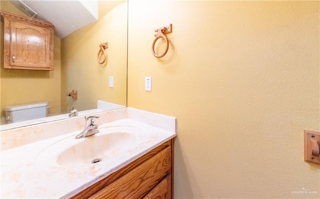Photo 11 of 2117 Kilgore Avenue
