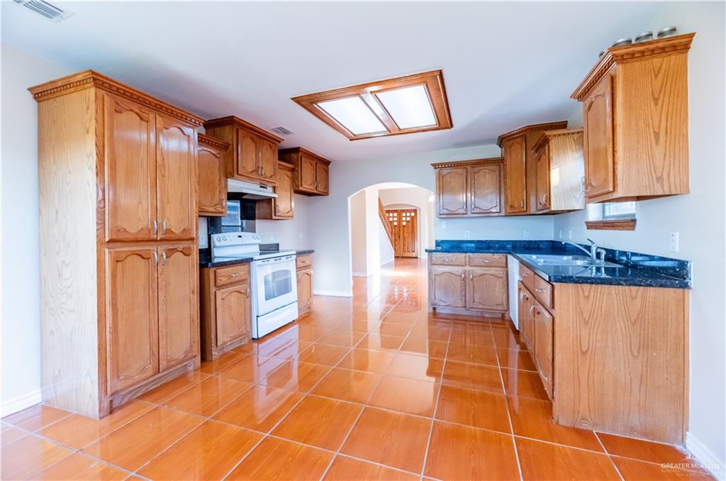 Photo 9 of 2117 Kilgore Avenue