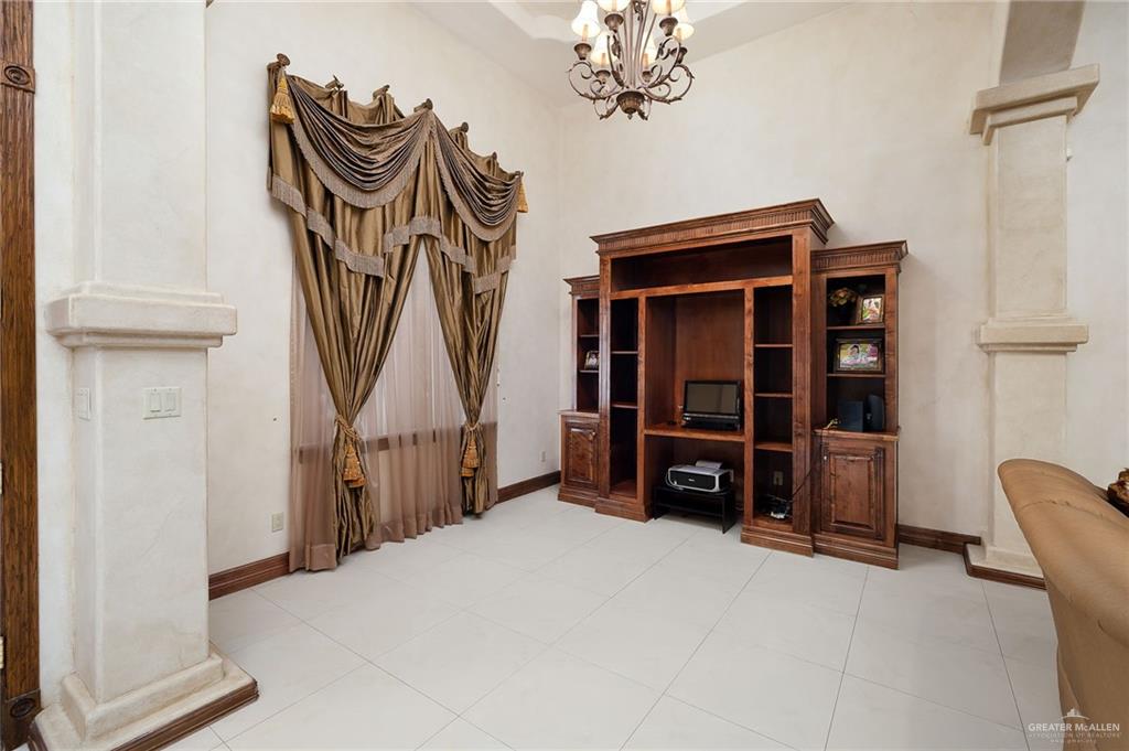 Photo 3 of 1709 Palazzo Drive