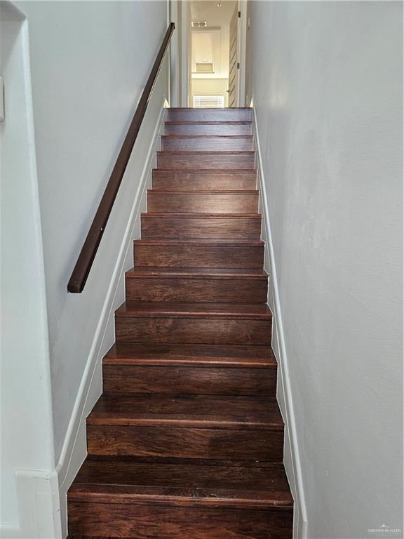 Photo 6 of 1413 Keeton Avenue #19