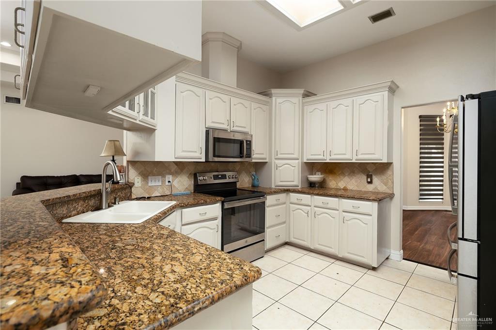 Photo 13 of 312 Sandpiper Avenue