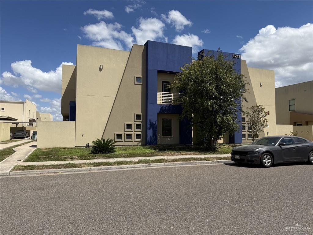 Photo 2 of 1217 Camellia Avenue #A