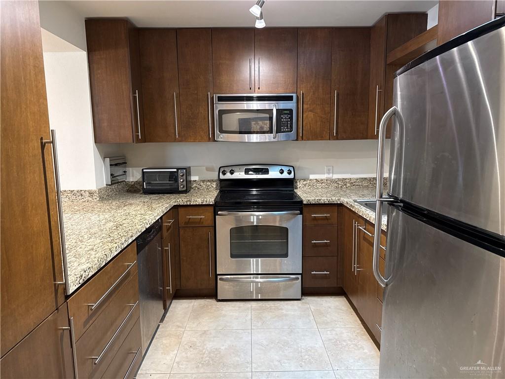 Photo 6 of 701 Hibiscus Avenue #23