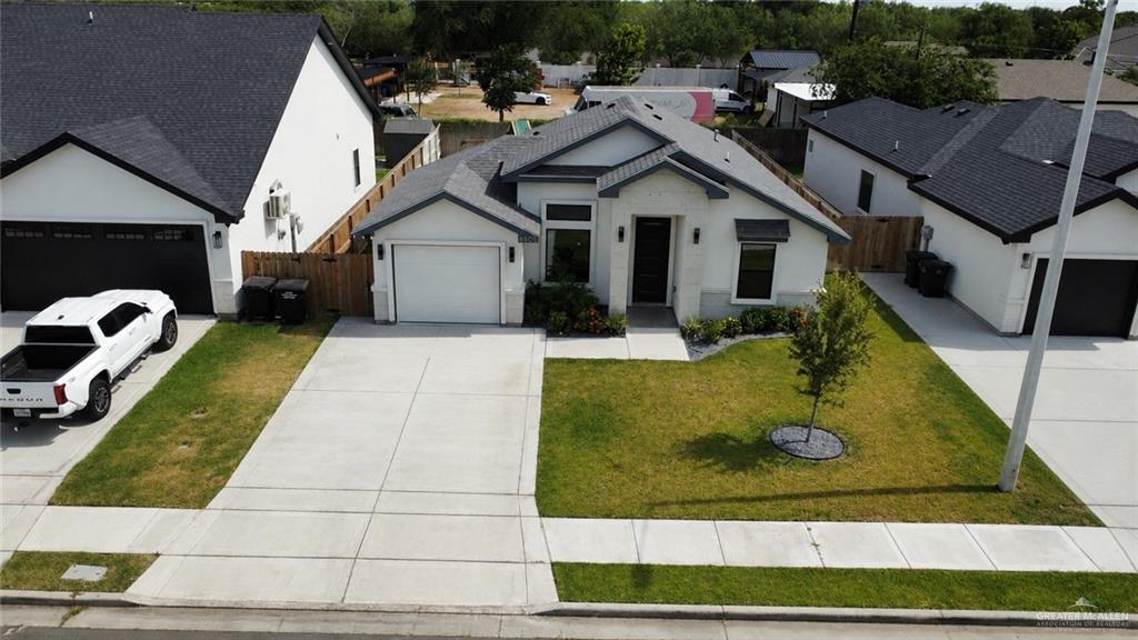 Photo 3 of 3505 Diamondhead Avenue
