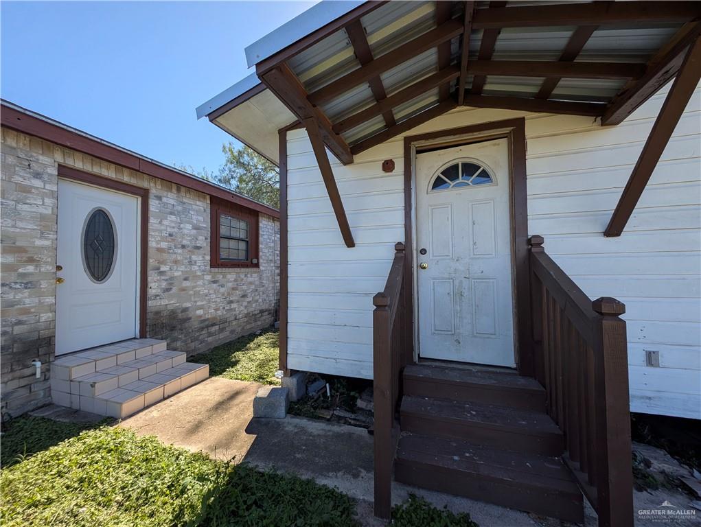 Photo 9 of 4215 Truman Street