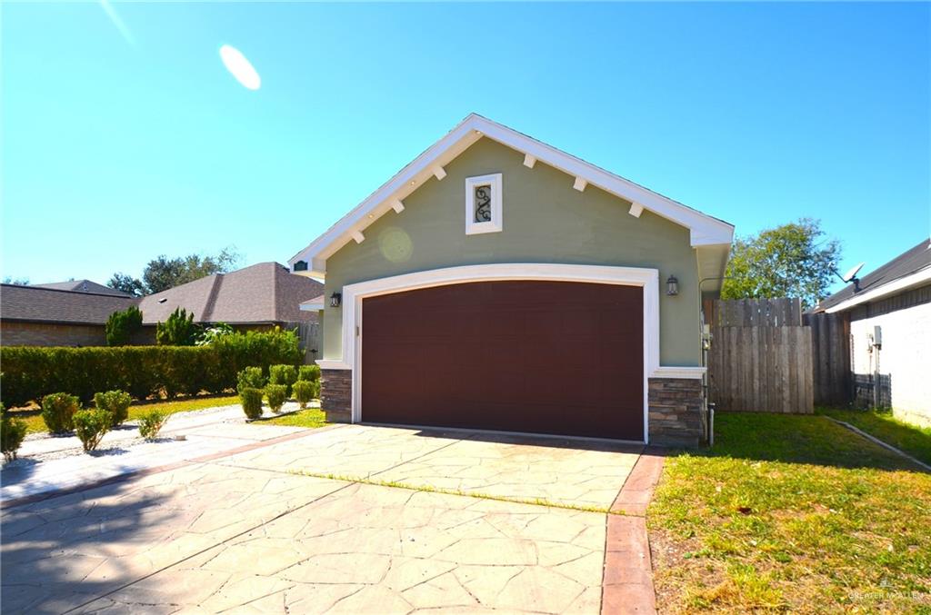 Photo 2 of 1616 Star Ruby Drive