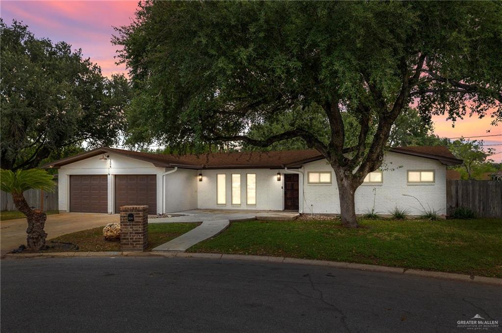 Photo 1 of 204 Iris Avenue, McAllen