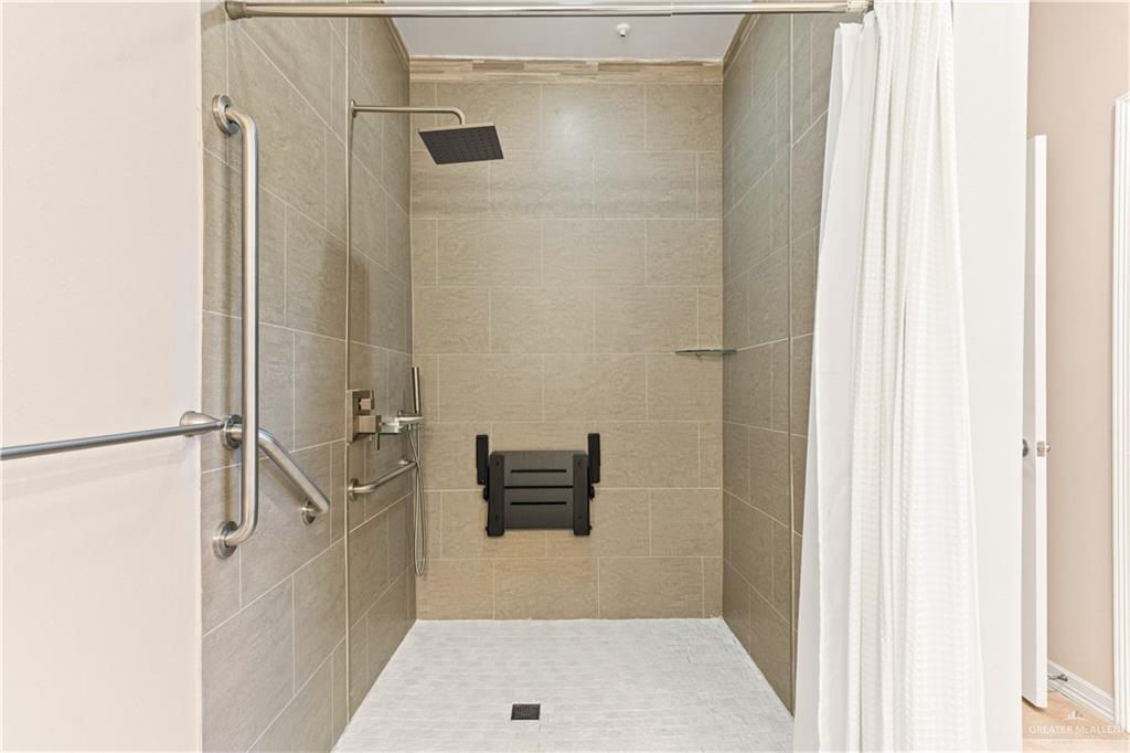 Photo 18 of 3507 Danubio Drive