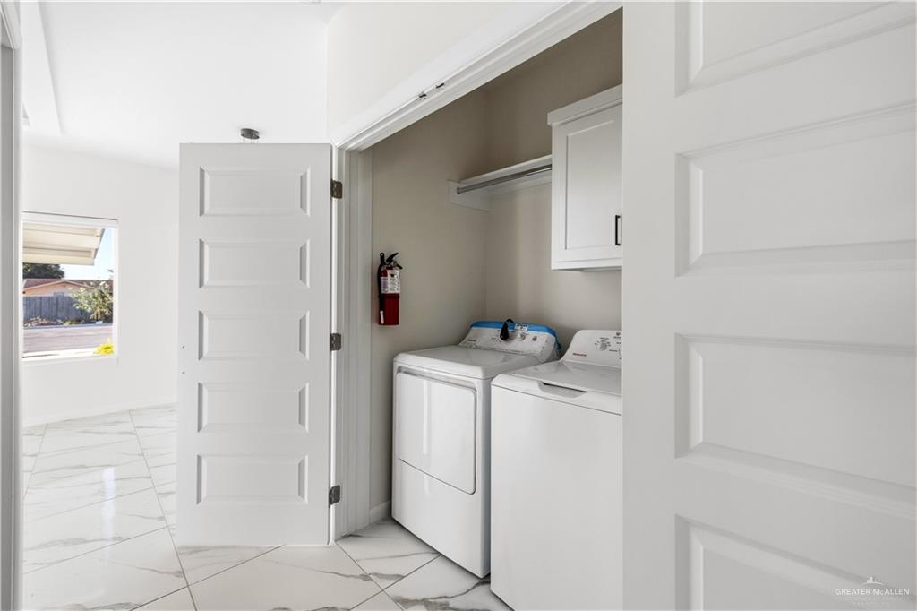 Photo 9 of 1324 Abesam Avenue #4