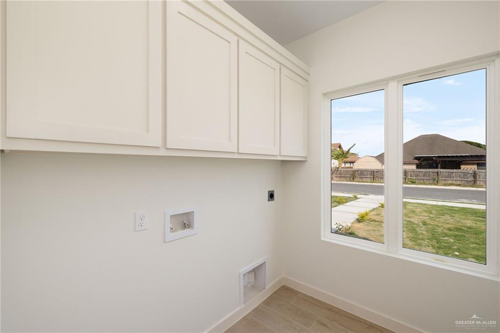 Photo 17 of 2406 San Pascual Street