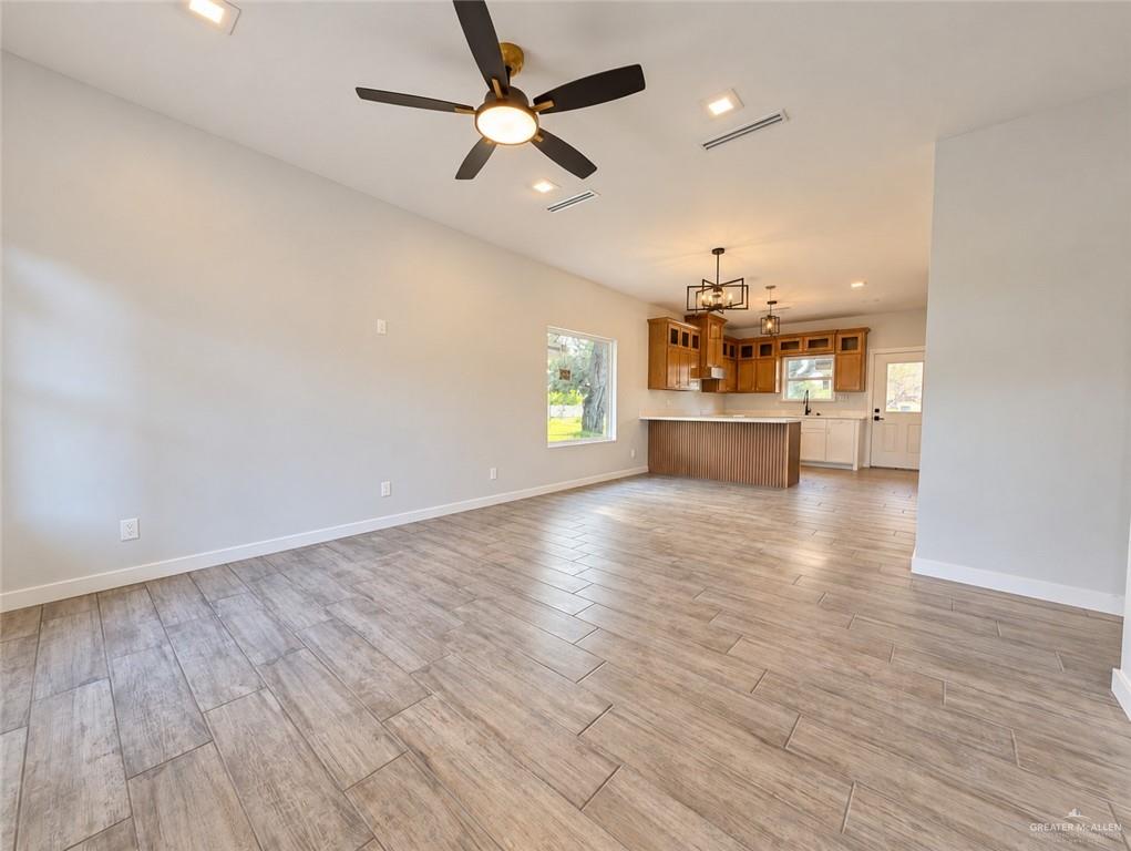 Photo 4 of 1108 Matamoros Street