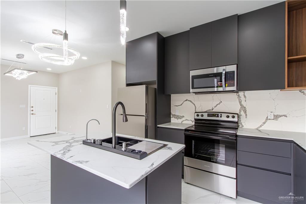 Photo 5 of 4220 Hummingbird Avenue #79