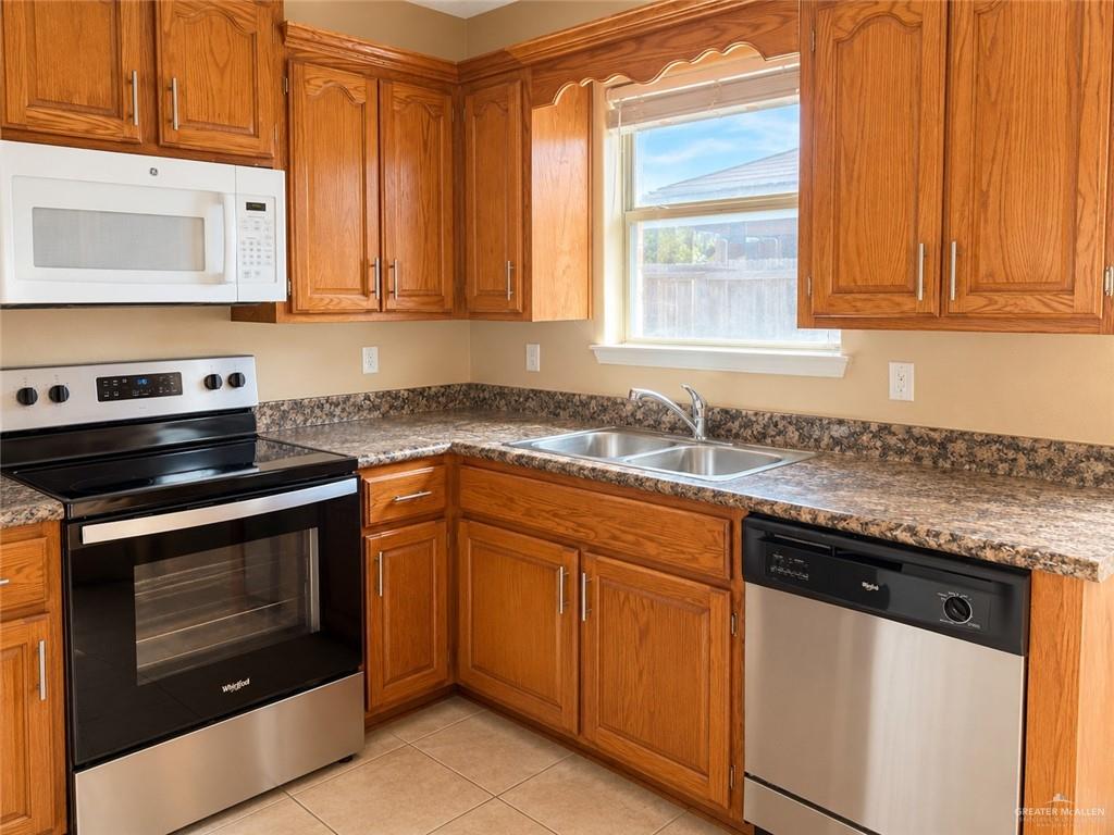 Photo 4 of 2112 Western Drive #3