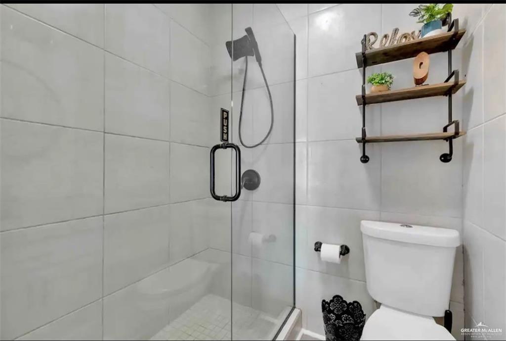 Photo 21 of 109 Mesquite Street #B