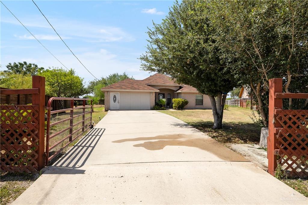 Photo 3 of 23582 Rio Concho Circle