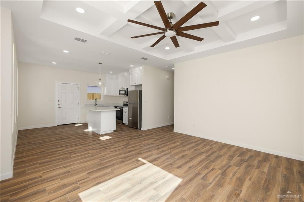 Photo 5 of 609 Onyx Avenue #2