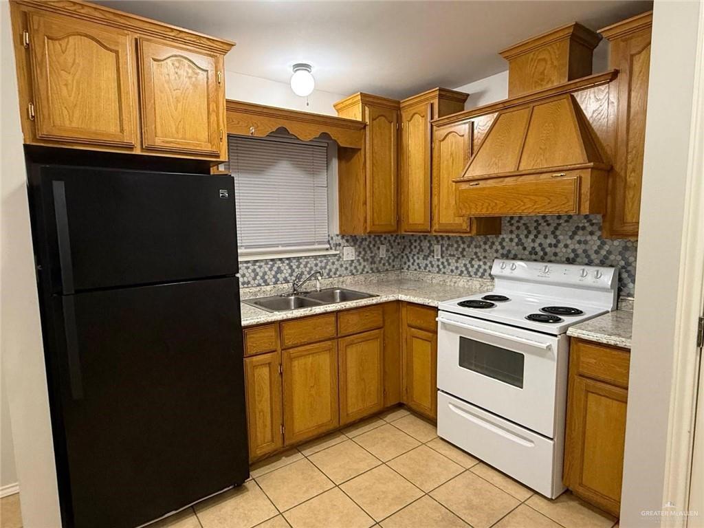Photo 2 of 601 Agate Street #4