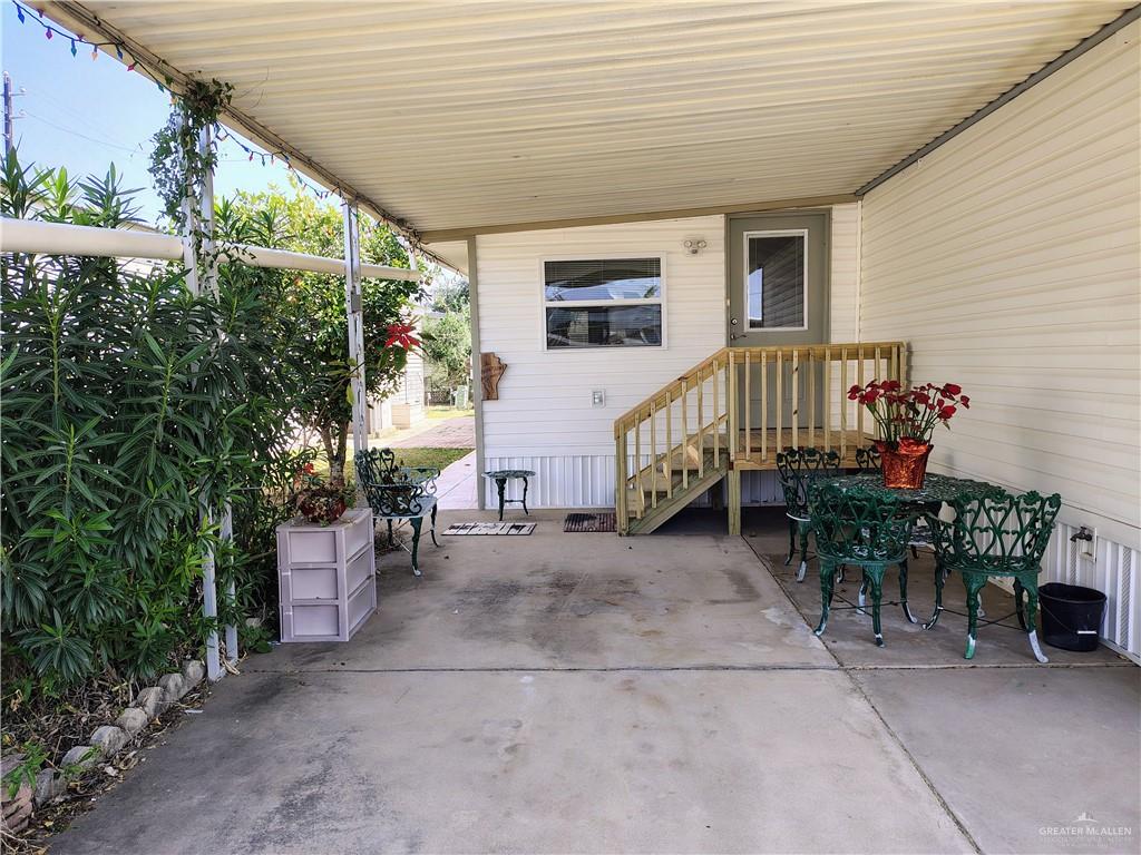 Photo 2 of 2237 Hidalgo Street