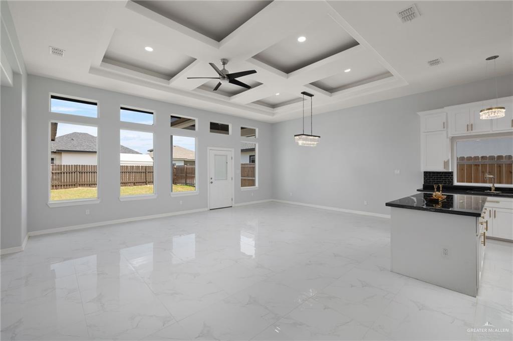 Photo 5 of 1203 Encino Avenue