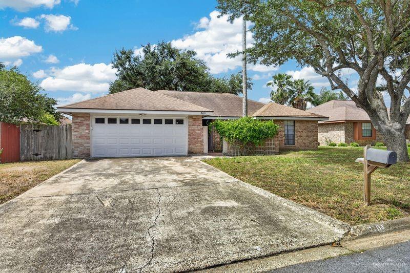 Photo 2 of 3101 Goldcrest Avenue