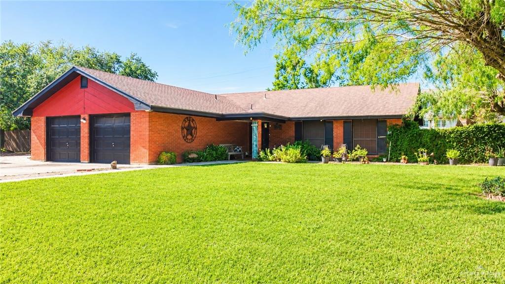 Photo 2 of 1620 Dulcinea Avenue