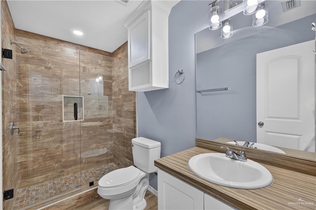 Photo 9 of 212 Alex Avenue #5