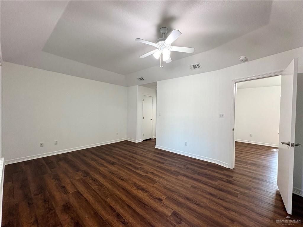Photo 9 of 103 Saturn Street