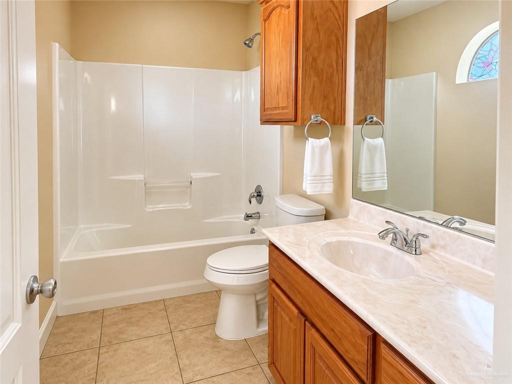 Photo 8 of 2112 Western Drive #1