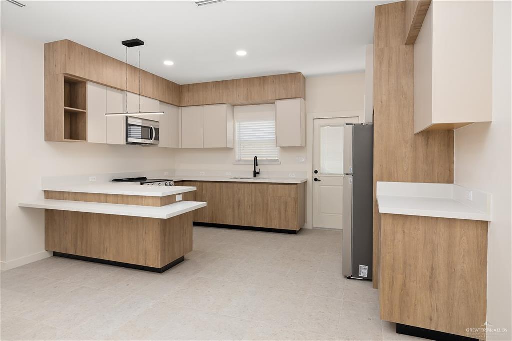 Photo 17 of 11501 25th Street