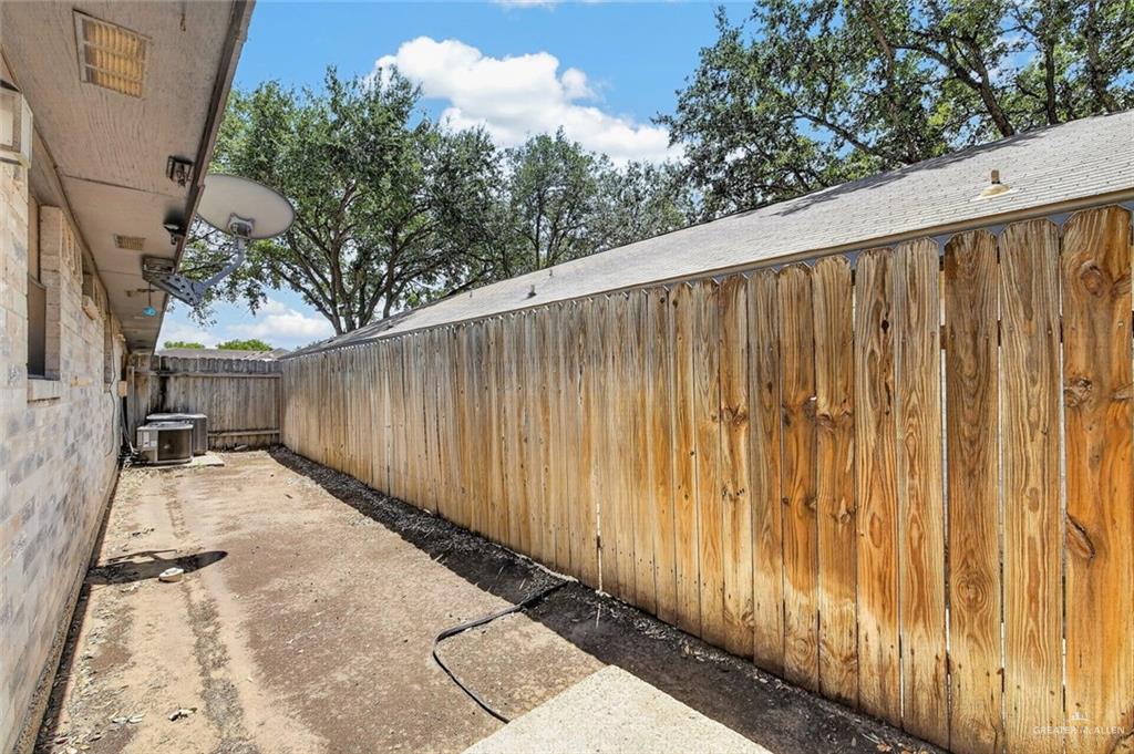Photo 13 of 1604 Avocet Avenue #B